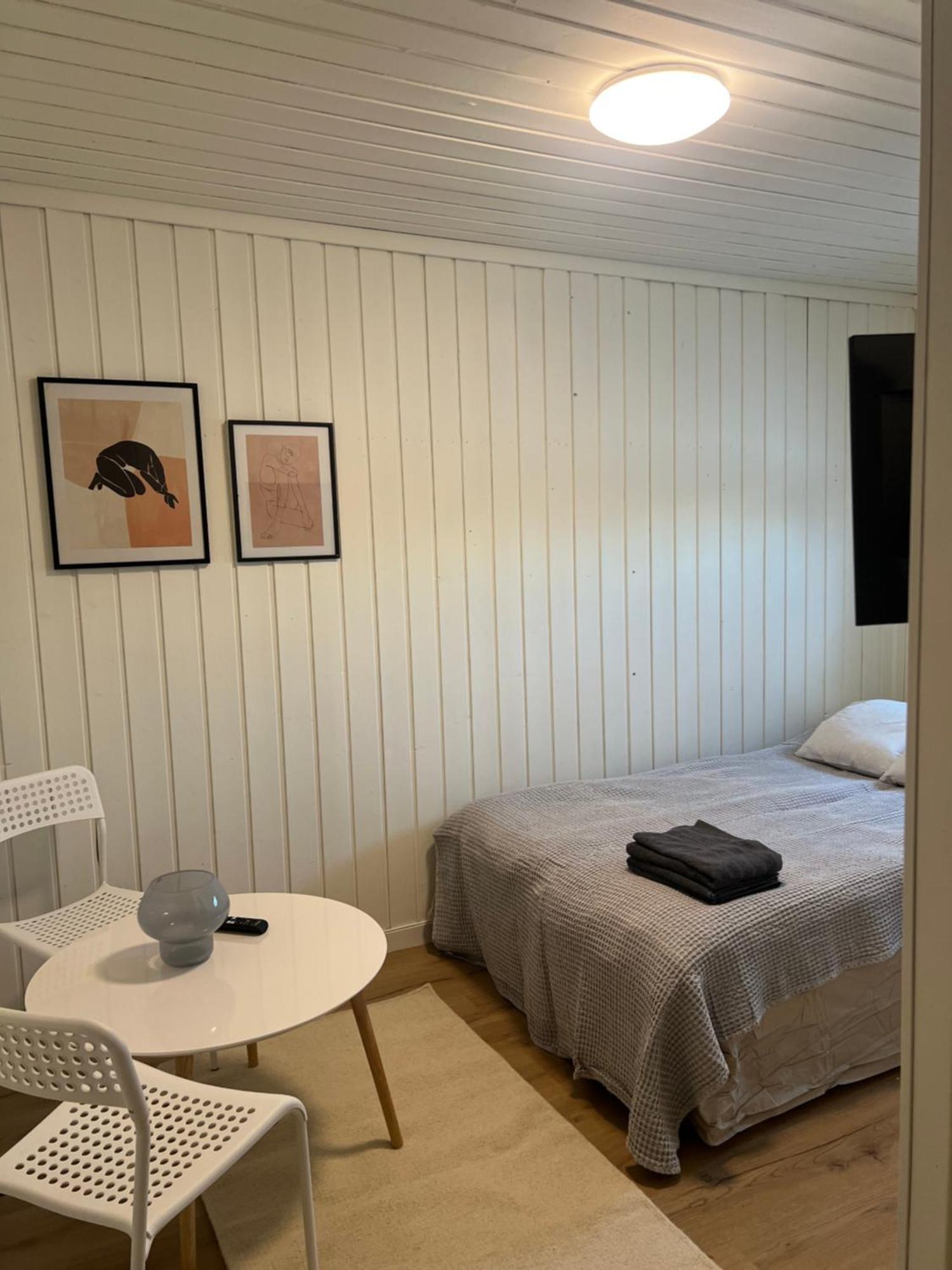 Gamle - Enebakkveien Apartment
