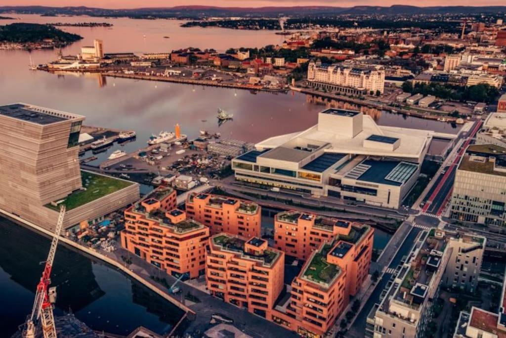 New Waterfront - Centre *