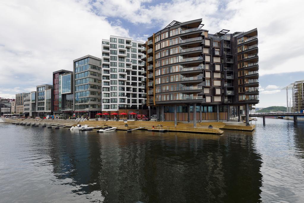 The Company - Aker Brygge * Oslo