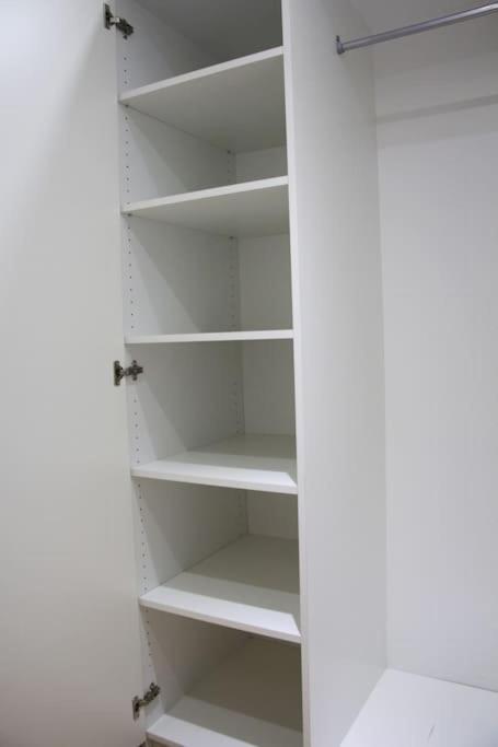 Small, Quiet And I Apartment *