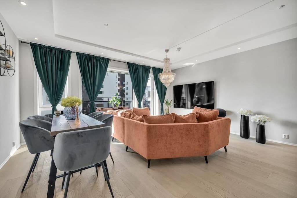 Okern/premium 3-roms + Garasje Apartment