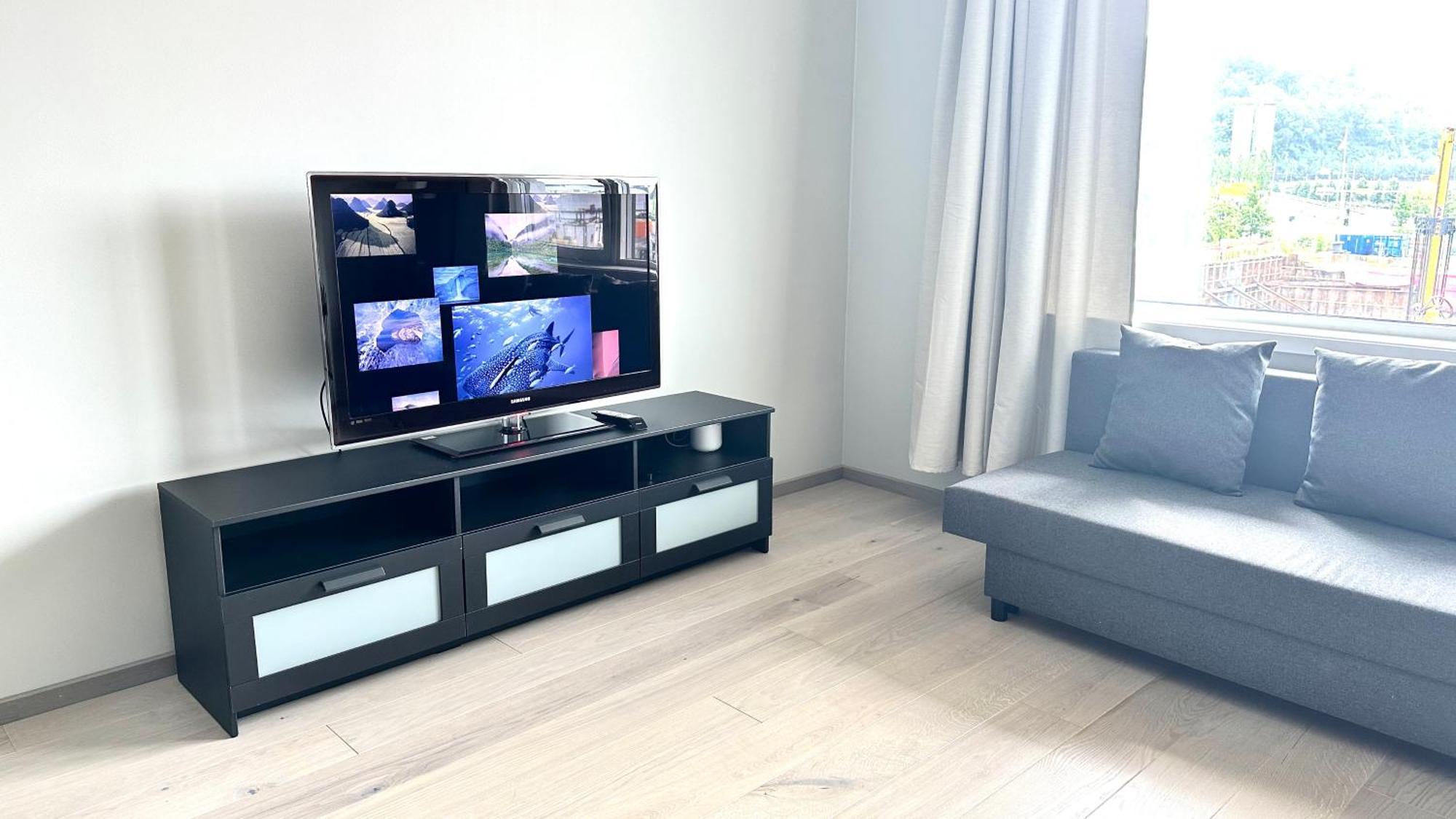Brand New And Modern In Center