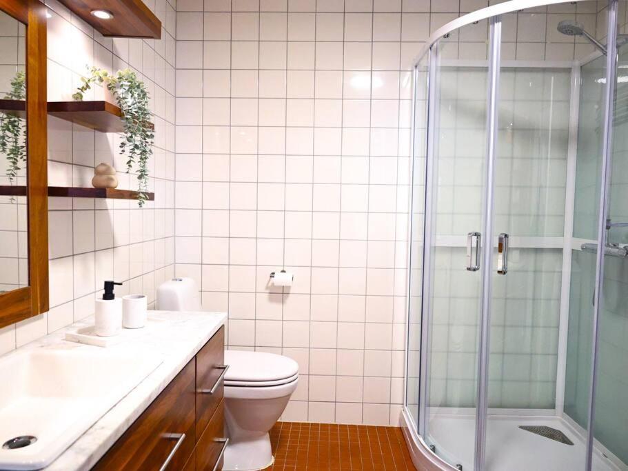 Apartment Live In A Stylish In The Center Of