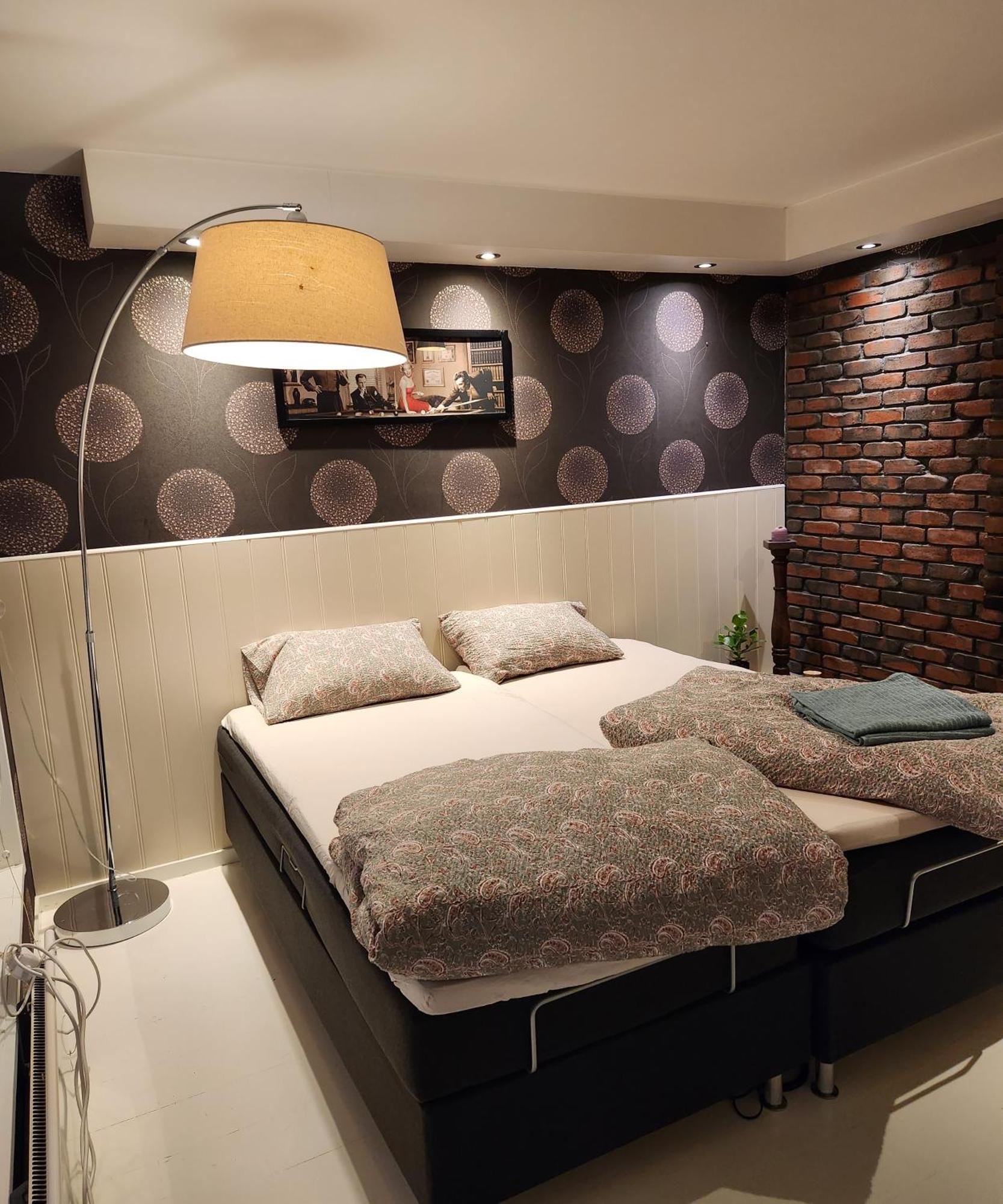 Full Privacy Townhome In With Wifi Apartment *