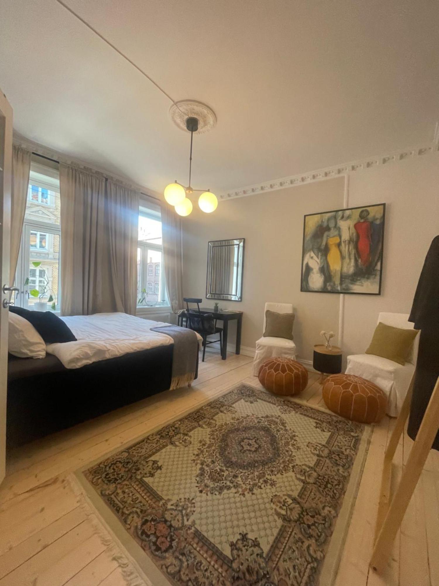 Appartement Lovely With Two Large Bedrooms Nearby Opera, Vis A Vis Botanical Garden *