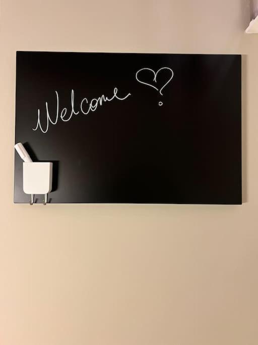 Apartment Koselig I Sentrum Av Med Byutsikt!