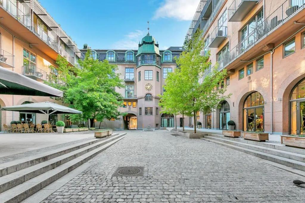 Koselig I Sentrum Av Med Byutsikt!