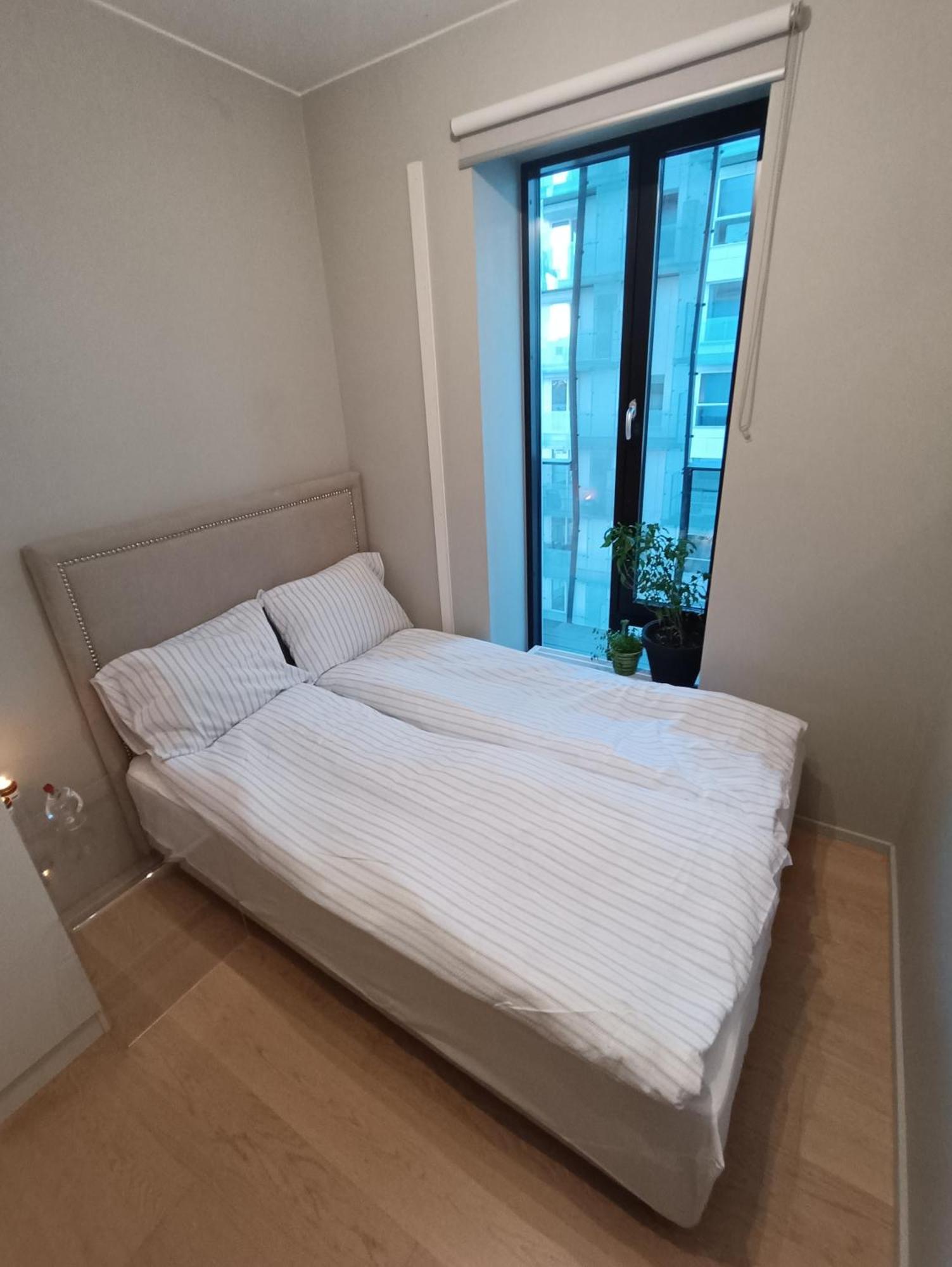 Barcode - Two-bedroom In Oslo