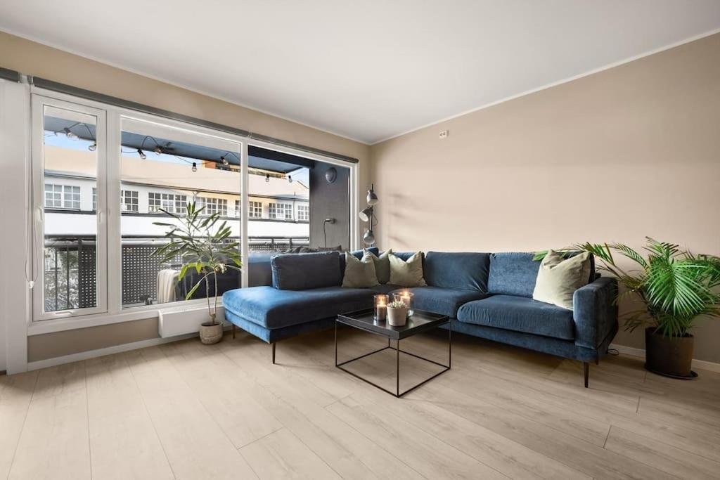 Central - Two Bedroom With Stylish Interior - Free Parking - Oslo