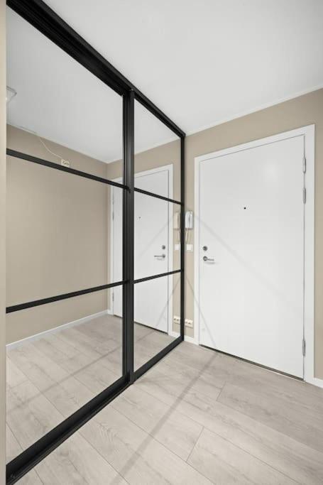 Apartment Central - Two Bedroom With Stylish Interior - Free Parking - Oslo