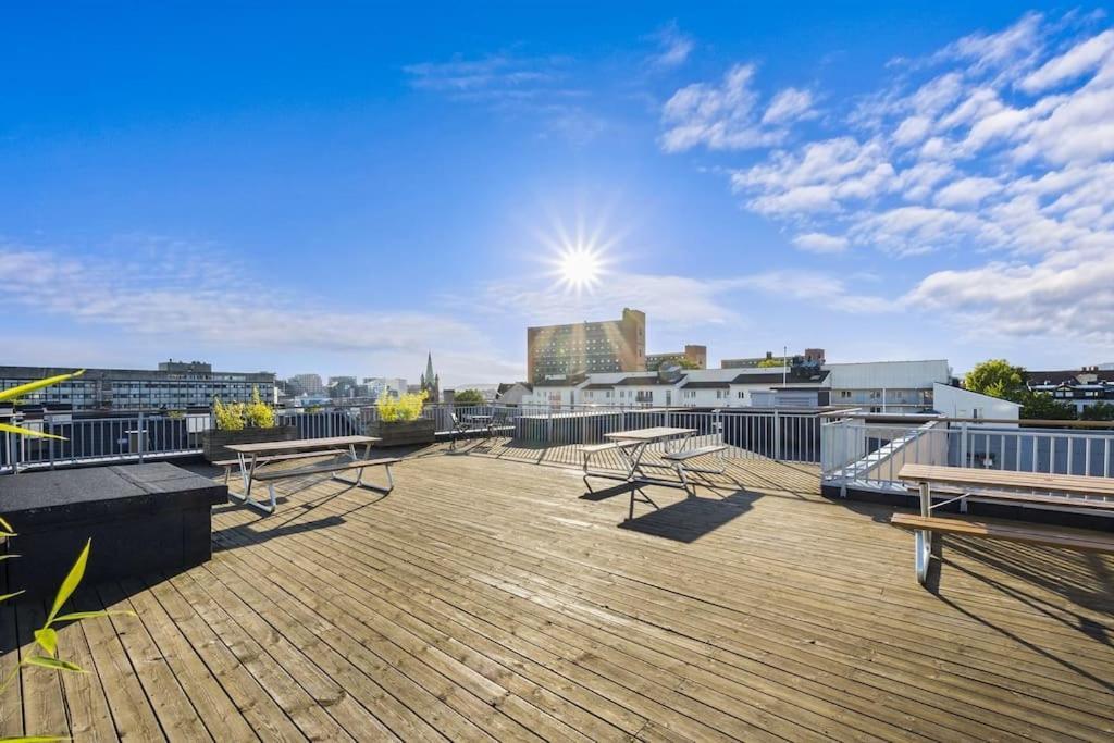 Central - Two Bedroom With Stylish Interior - Free Parking - Oslo
