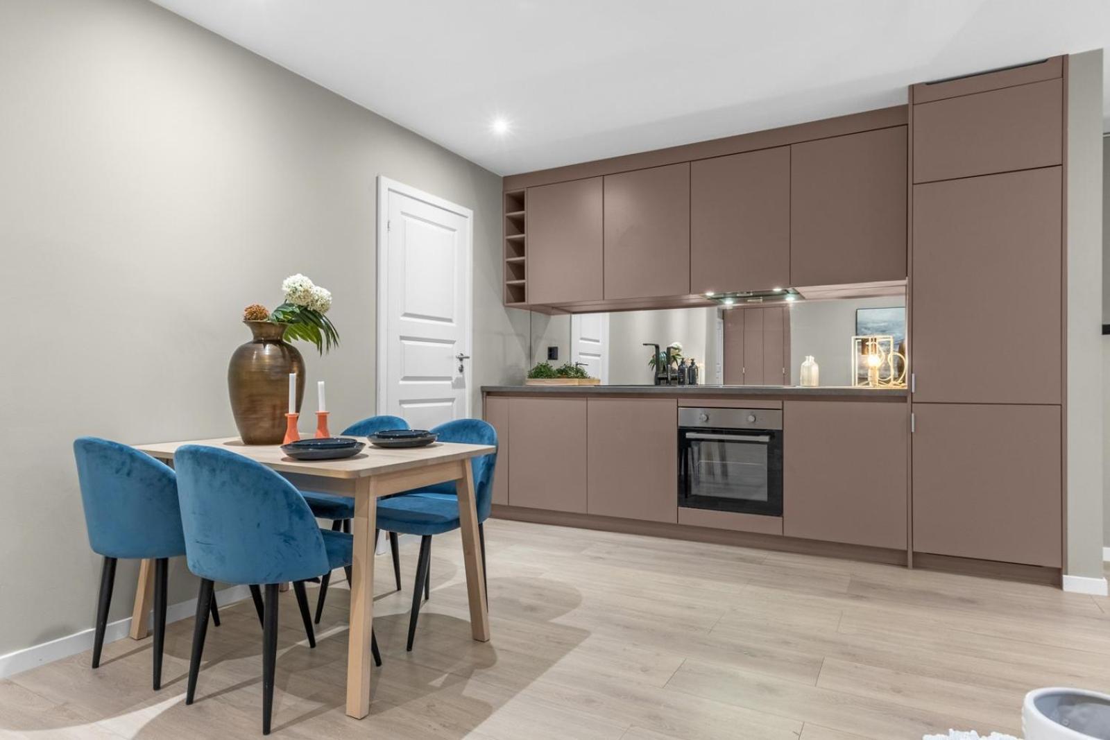 Modern In A Luxurious Area - Super - 6 Pax Apartment *