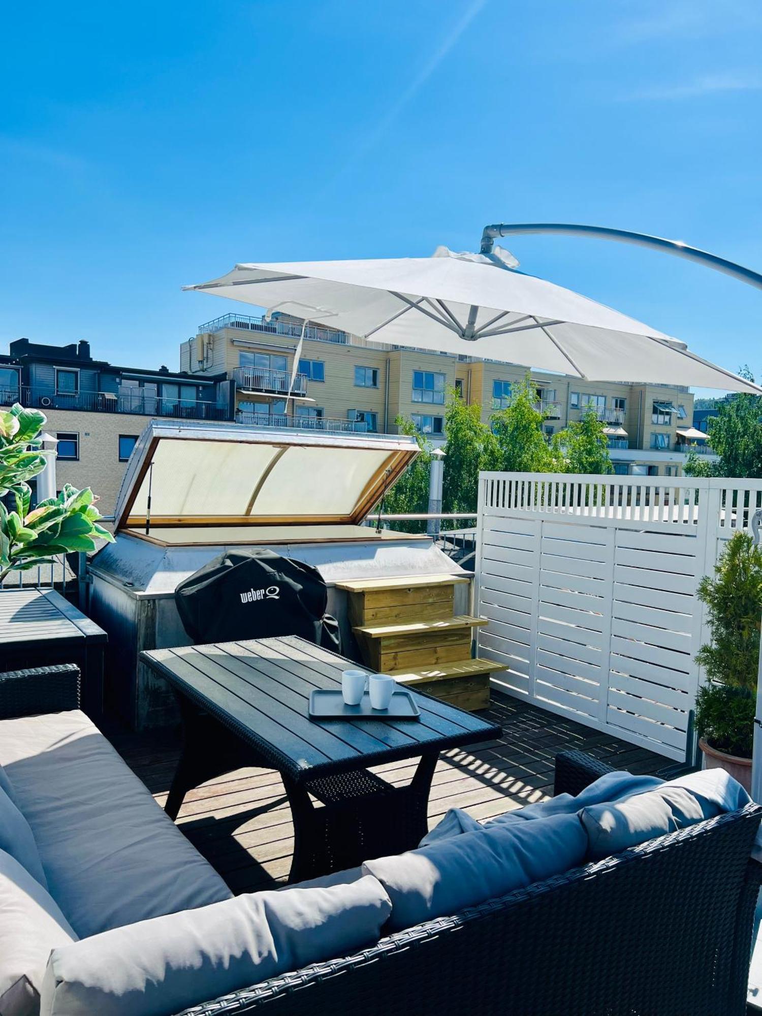 Pangsapuri Ultracentral Duplex With Private Rooftop Terrace Oslo
