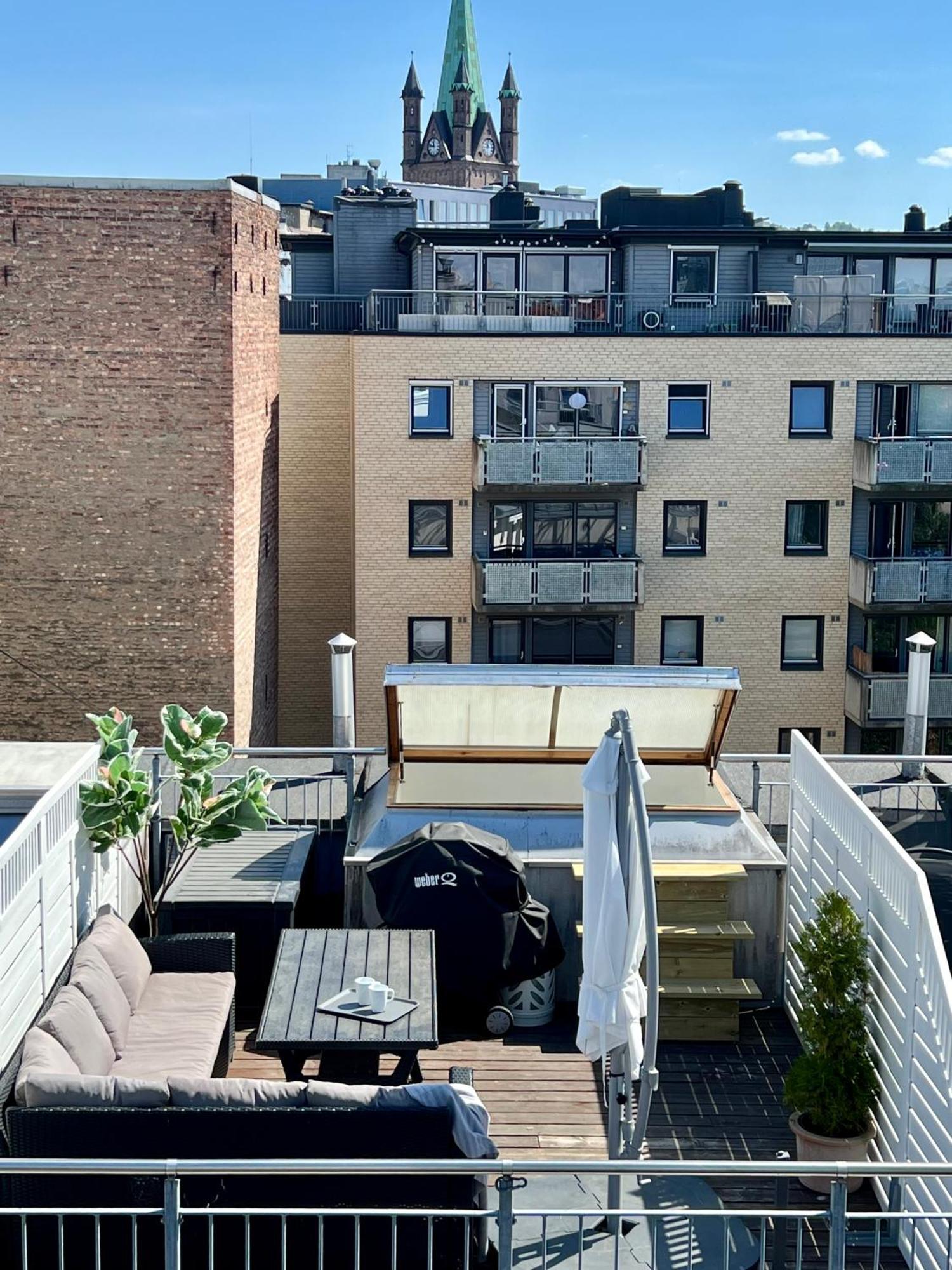 Pangsapuri Ultracentral Duplex With Private Rooftop Terrace *