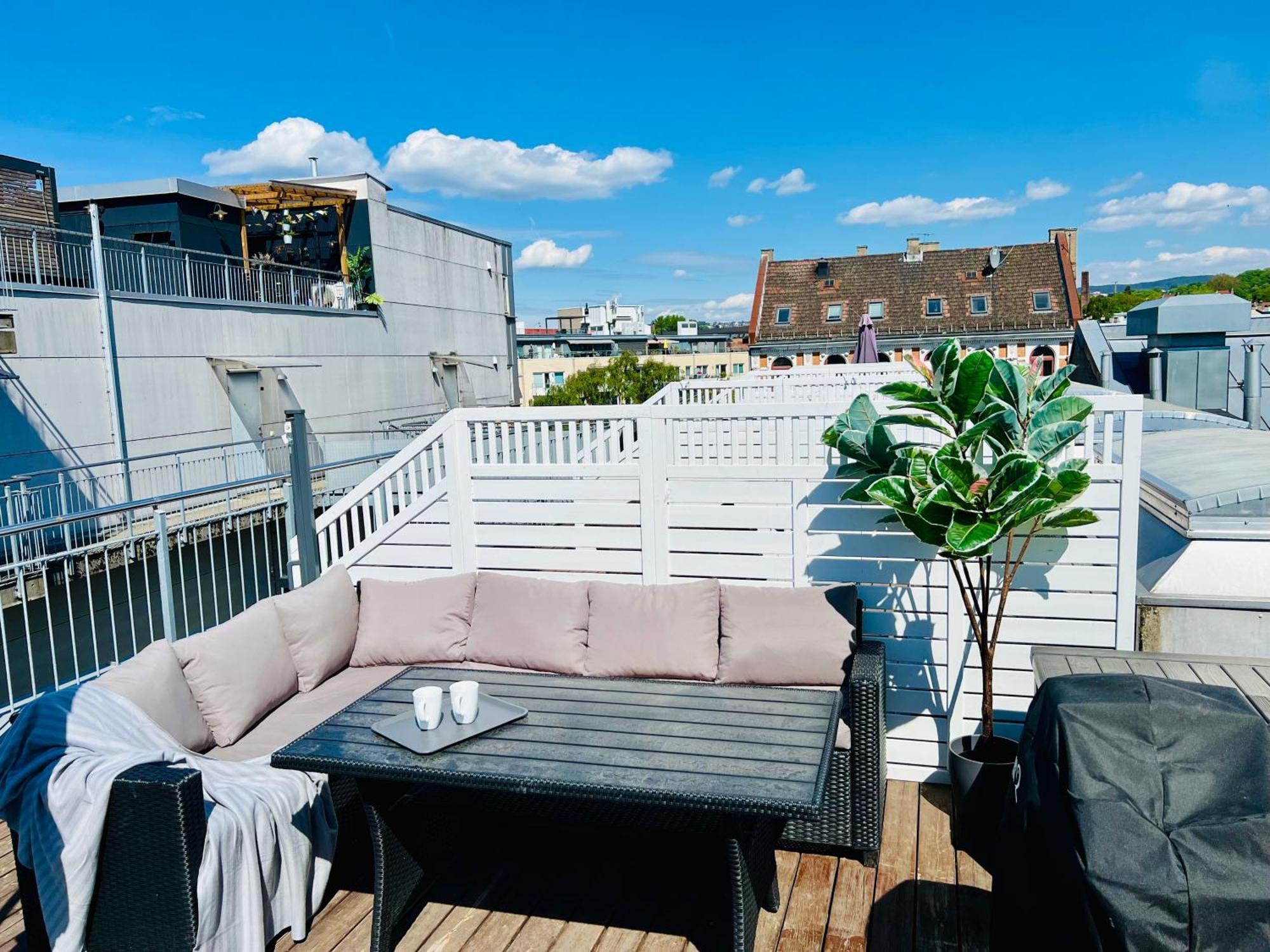 Pangsapuri Ultracentral Duplex With Private Rooftop Terrace Oslo