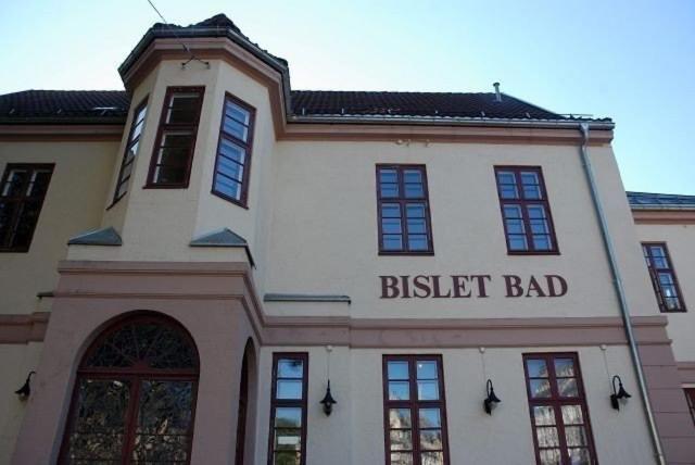 Happy Days Private In The Heart Of Bislett