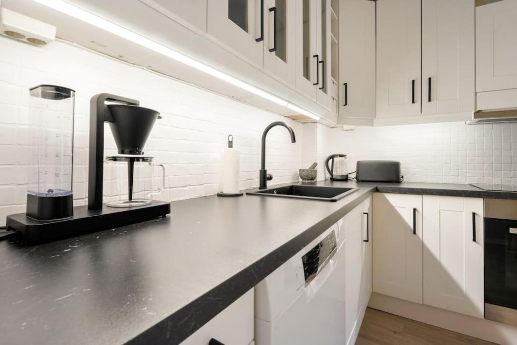 Apartment Parkside Charm - - 6 Guests - Everything Included - Grunerlokka *
