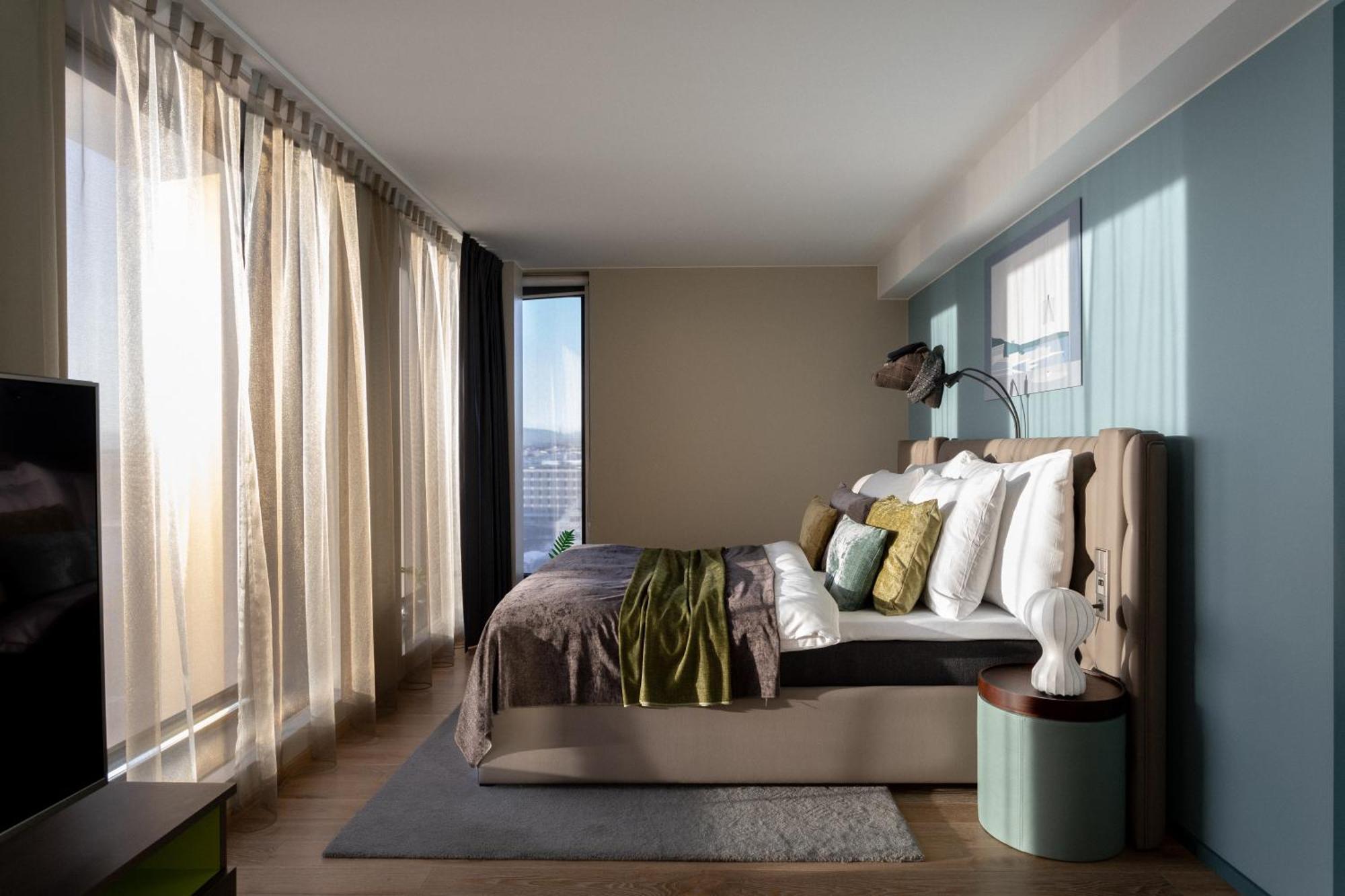 Clarion The Hub Hotel 4*