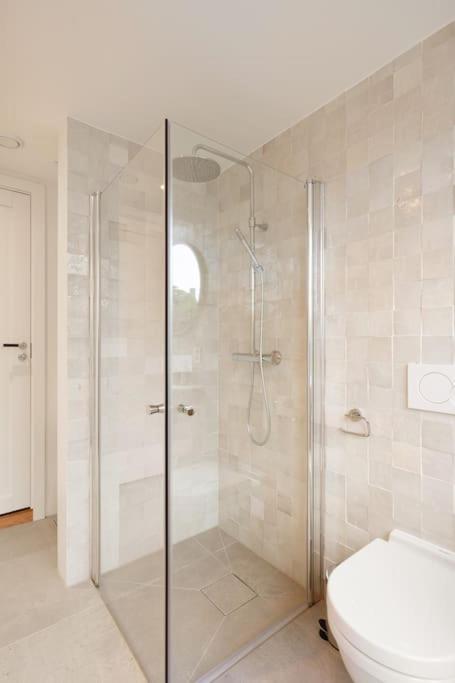 Apartment Dinbnb Gruenerlokka I Penthouse With Private Rooftop I 2-bedroom With Double Queen & 2 Bathrooms Oslo