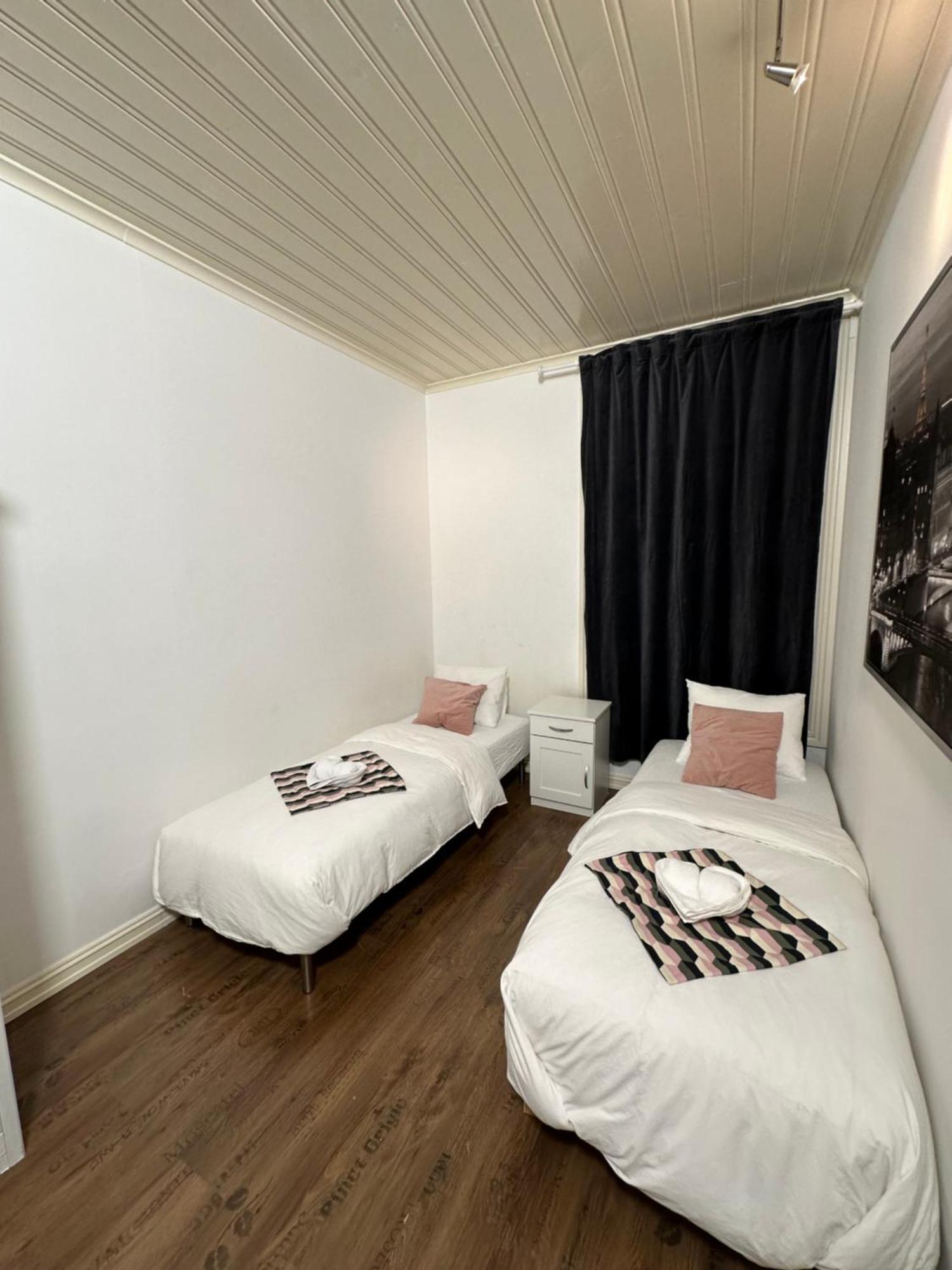 The Golden Phoenix Guest house *