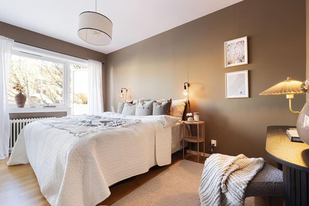 Popular Area, Central, 55m2, 1-4 Guests