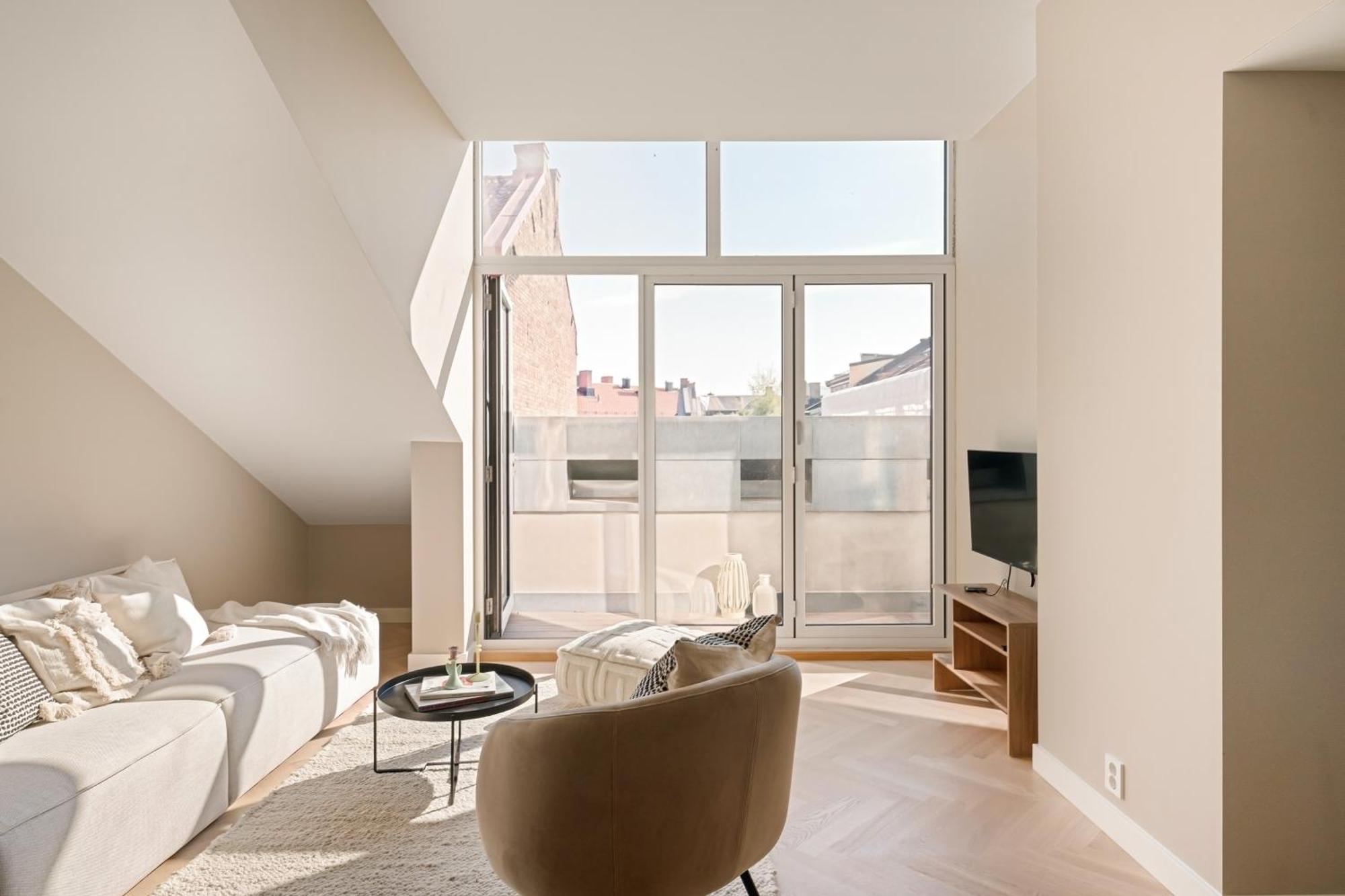 Dinbnb Gruenerlokka I Penthouse With Private Rooftop I 2-bedroom With Double Queen & 2 Bathrooms