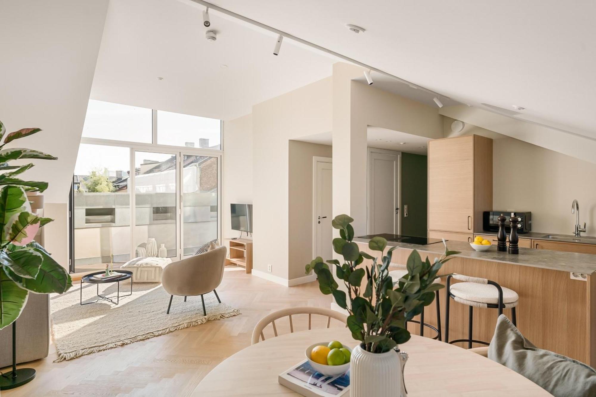 Dinbnb Gruenerlokka I Penthouse With Private Rooftop I 2-bedroom With Double Queen & 2 Bathrooms * Oslo