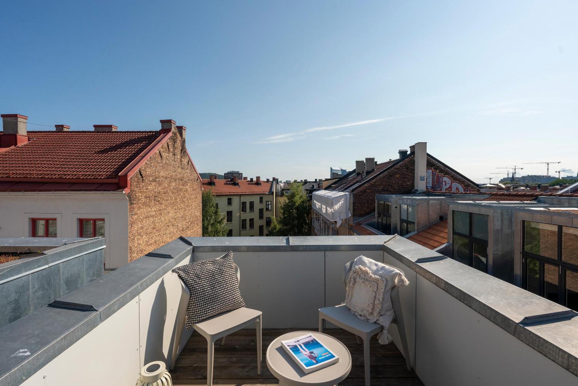 Dinbnb Gruenerlokka I Penthouse With Private Rooftop I 2 Bedrooms & 1 Bathroom Oslo