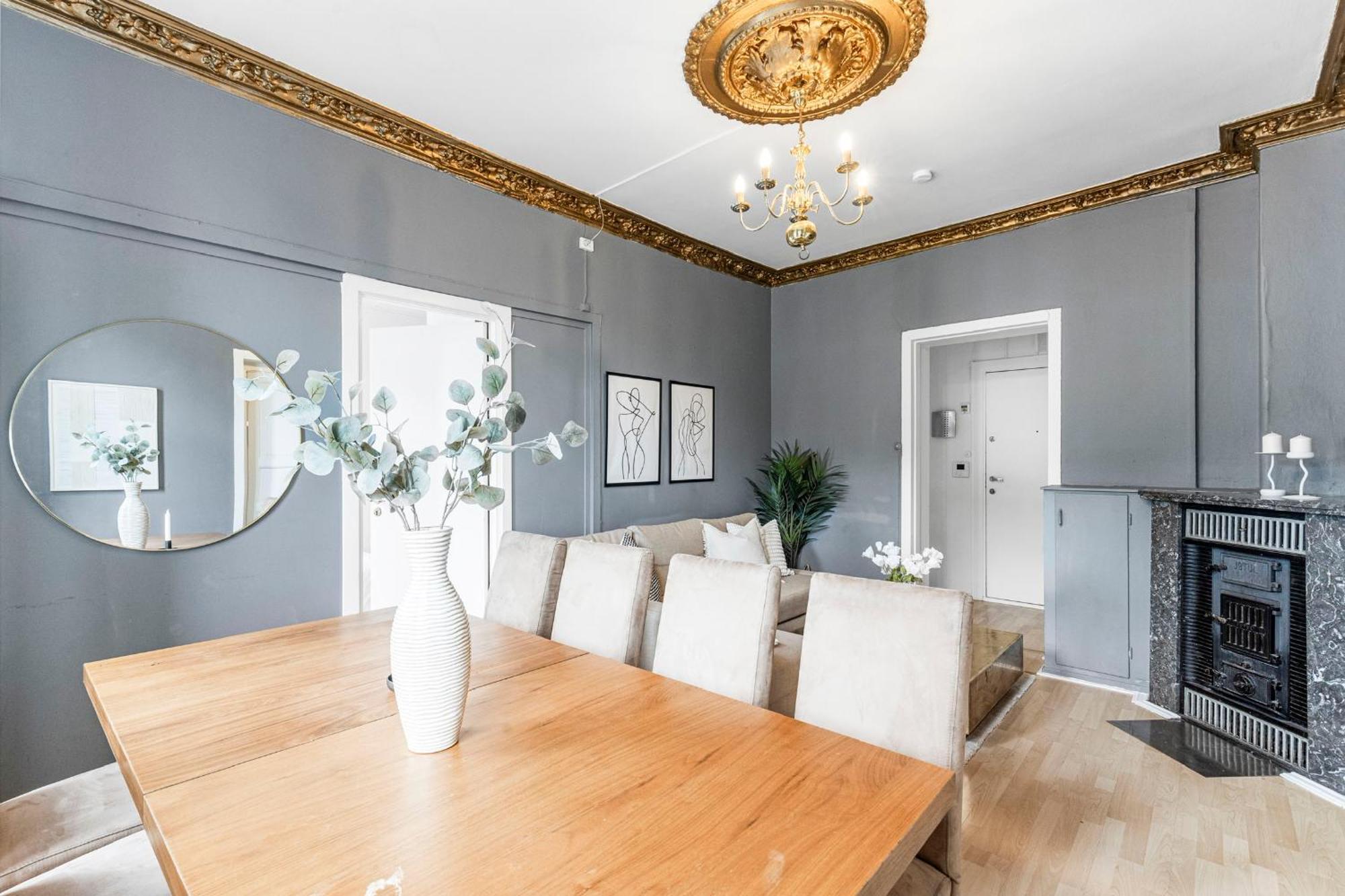 Apartment Spacious And Exclusive In The Centre