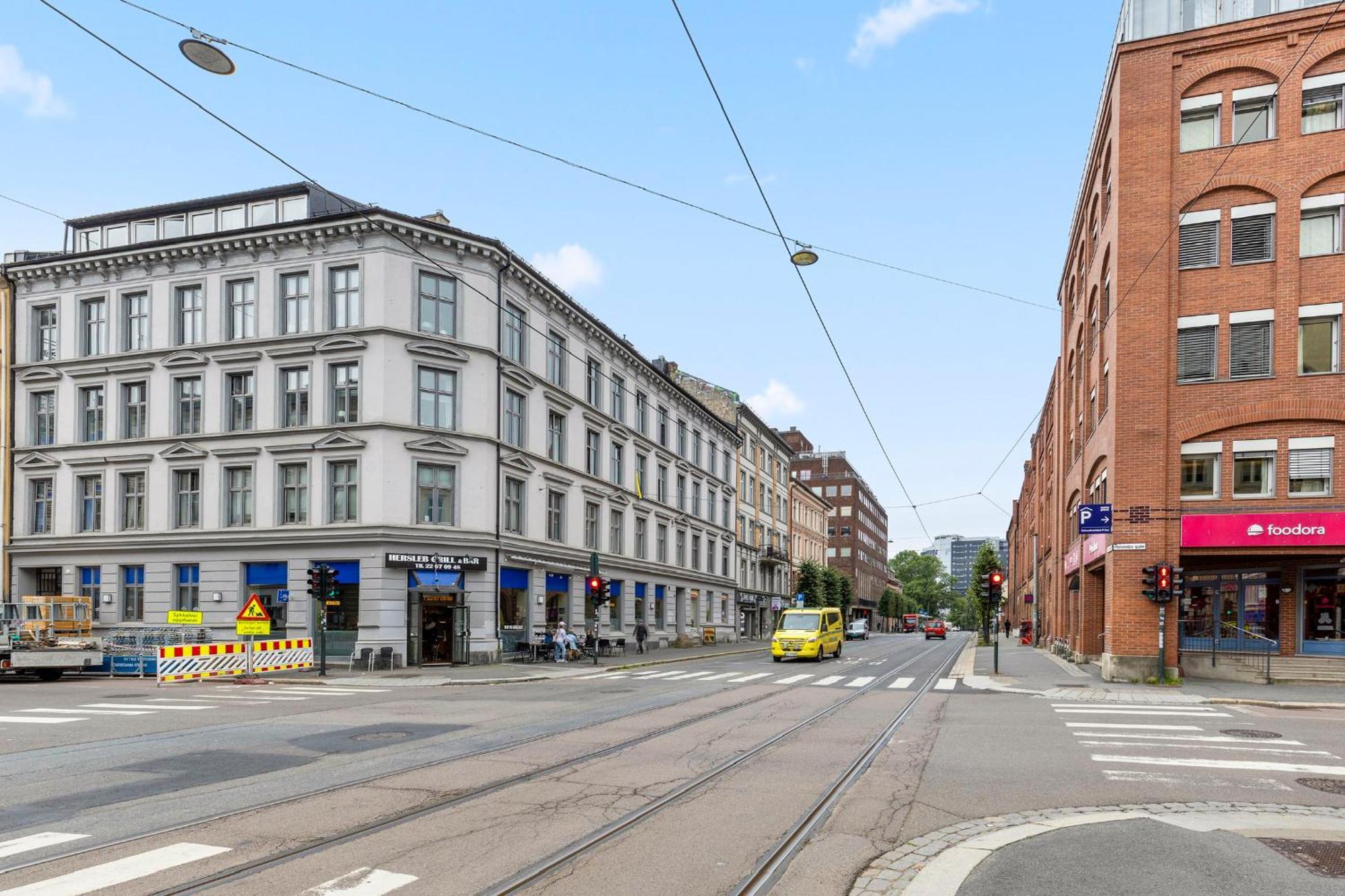 Spacious And Exclusive In The Centre