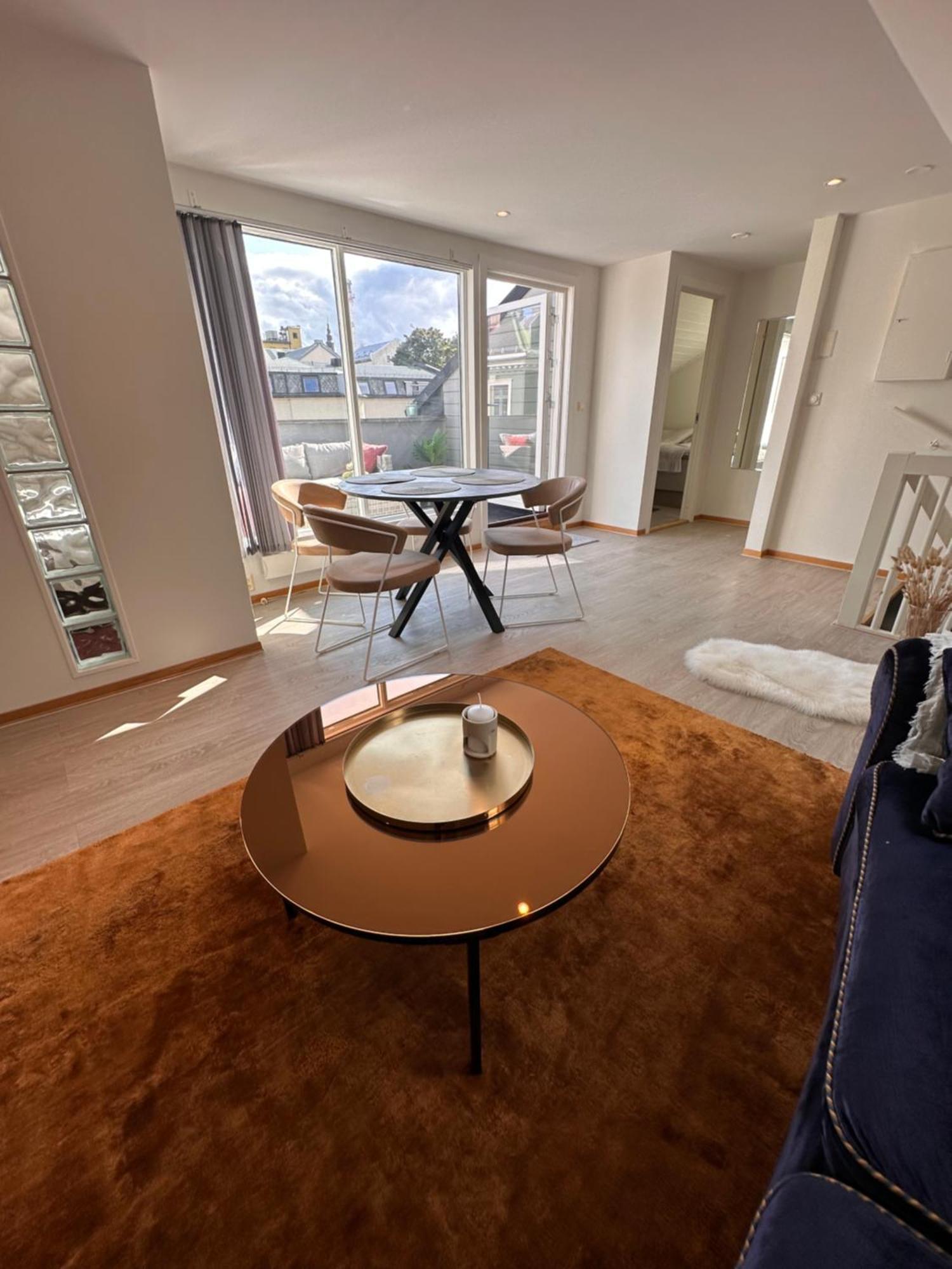 Apartment Loft Lounge