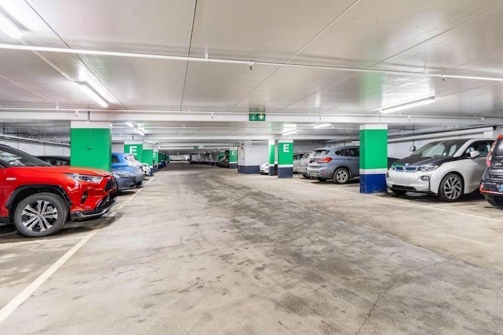 Location Station& Garage Parking * Oslo