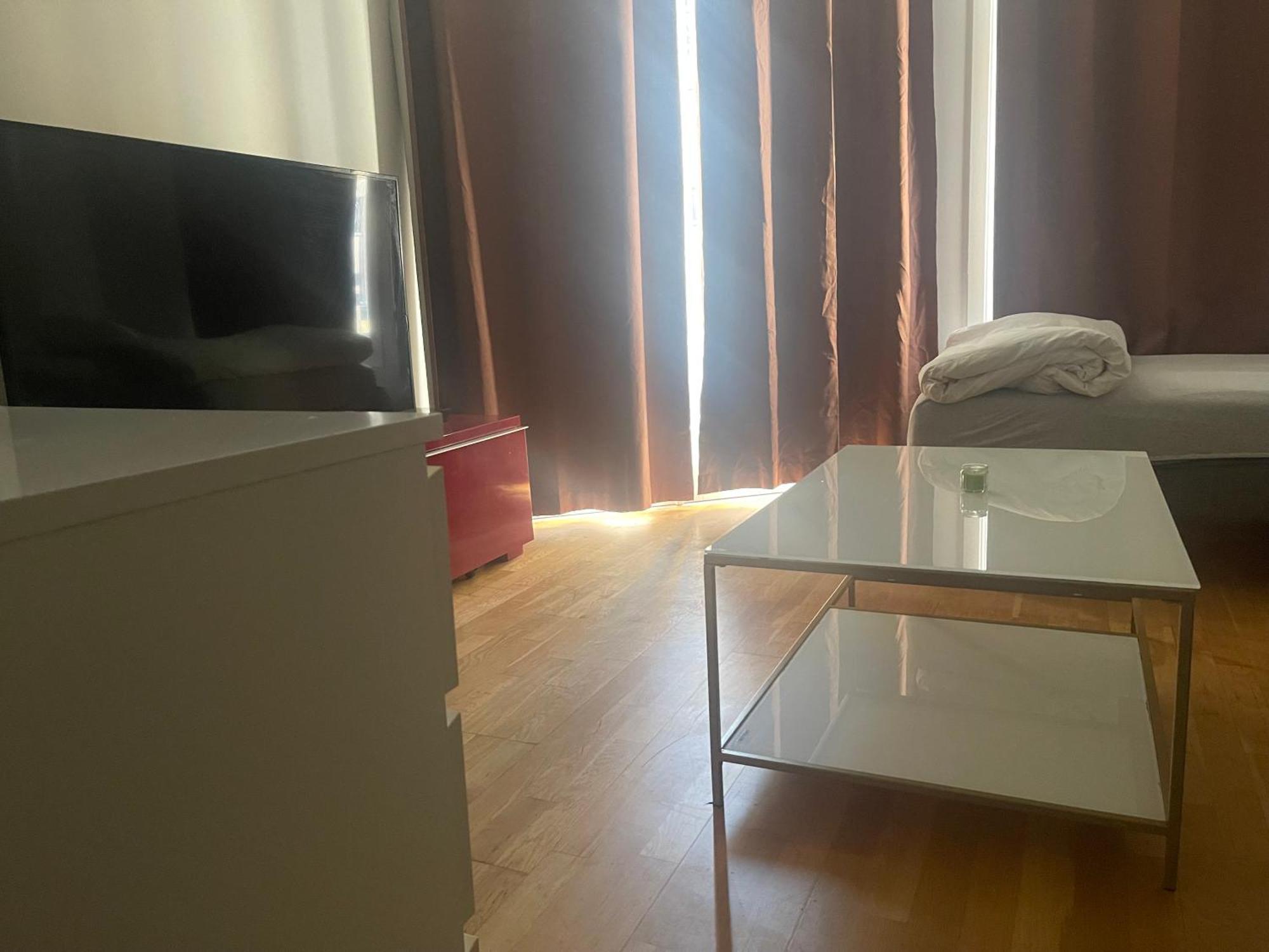Apartment Resident 7 *