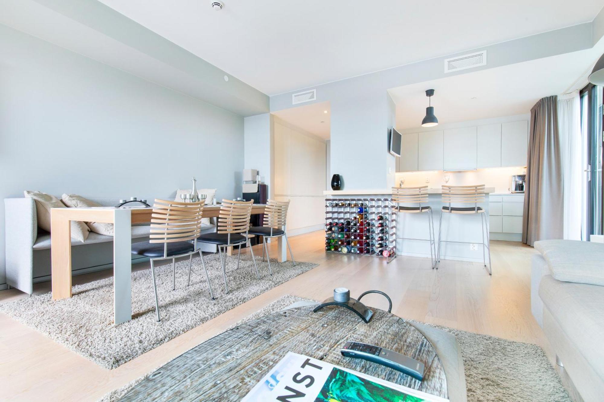 Lejlighed Super Designer Penthouse At 19th Floor With Amazing View! *