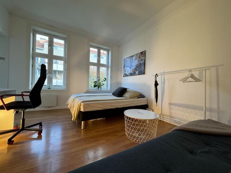 Fast Wifi Working Place Cozy Daire *