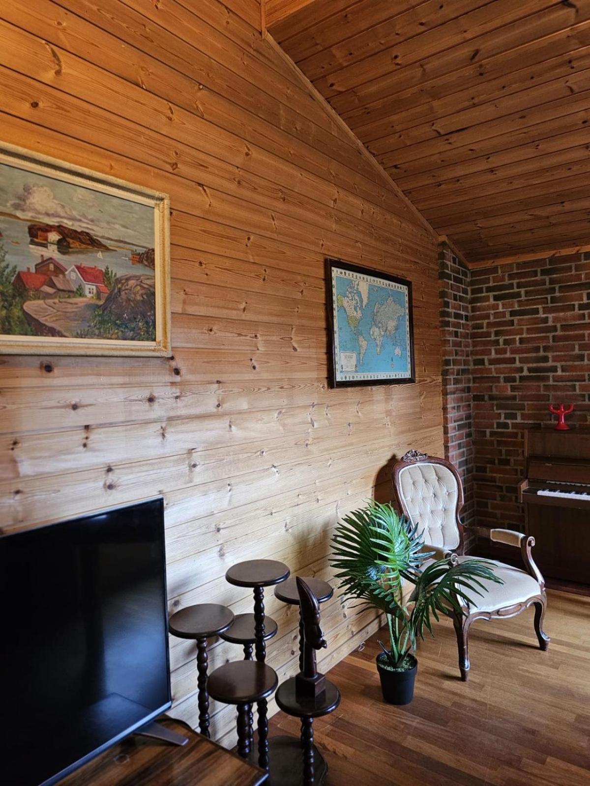 Private - 6 In A Luxury Style Guest house *