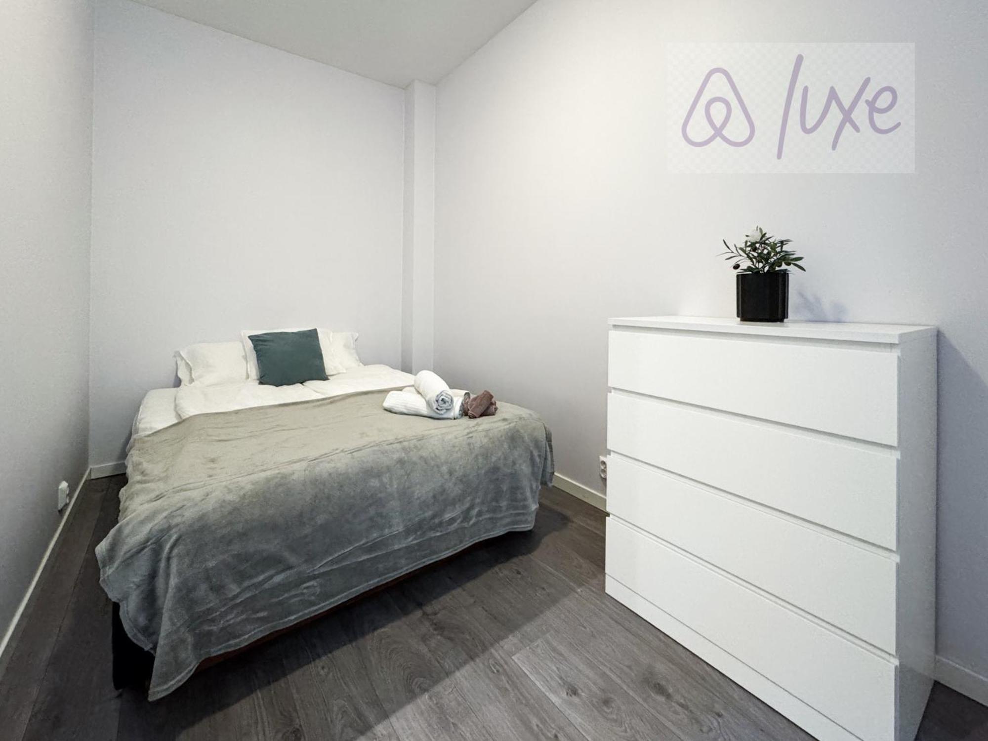 Modern King Bed Fast Wifi Relax Oslo
