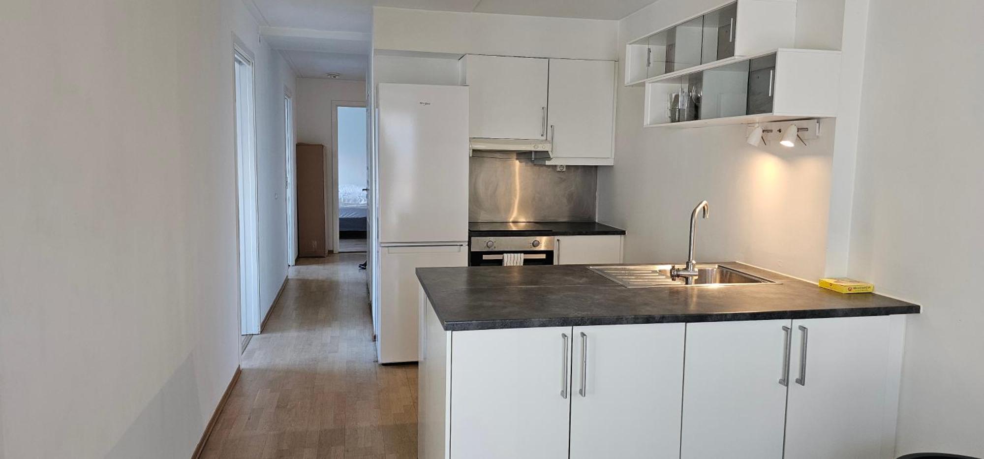 4 Bedrooom Apartment *