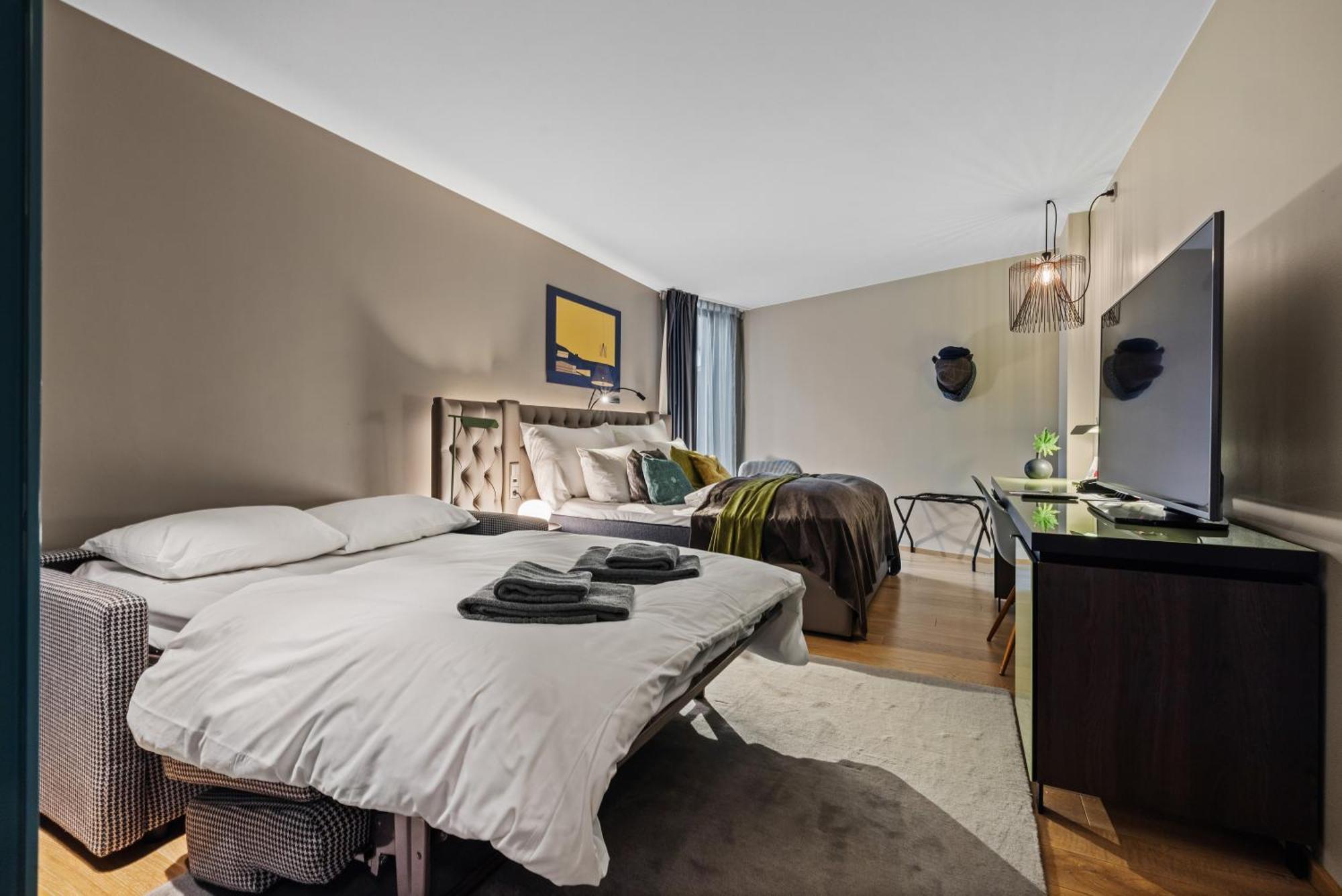 Hotel Clarion The Hub 4*