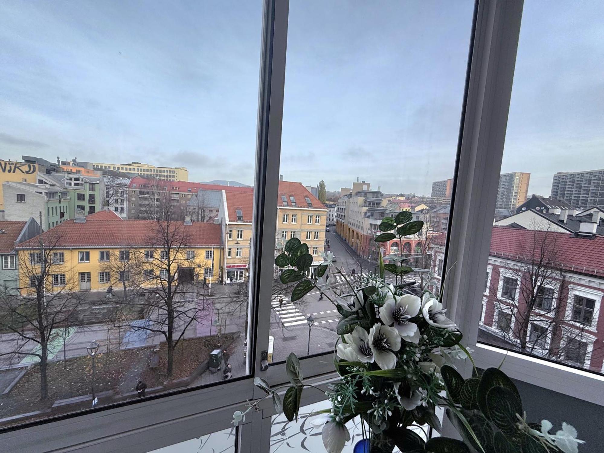 Nice And Cozy 2 Bedroom In Central