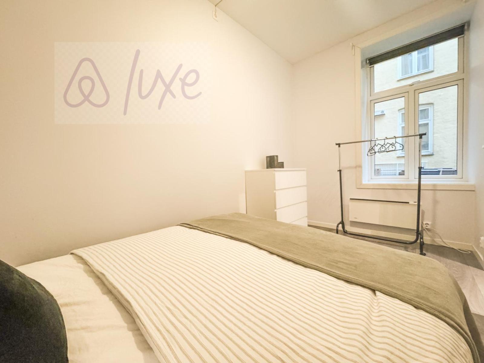 Modern King Bed Fast Wifi Relax *