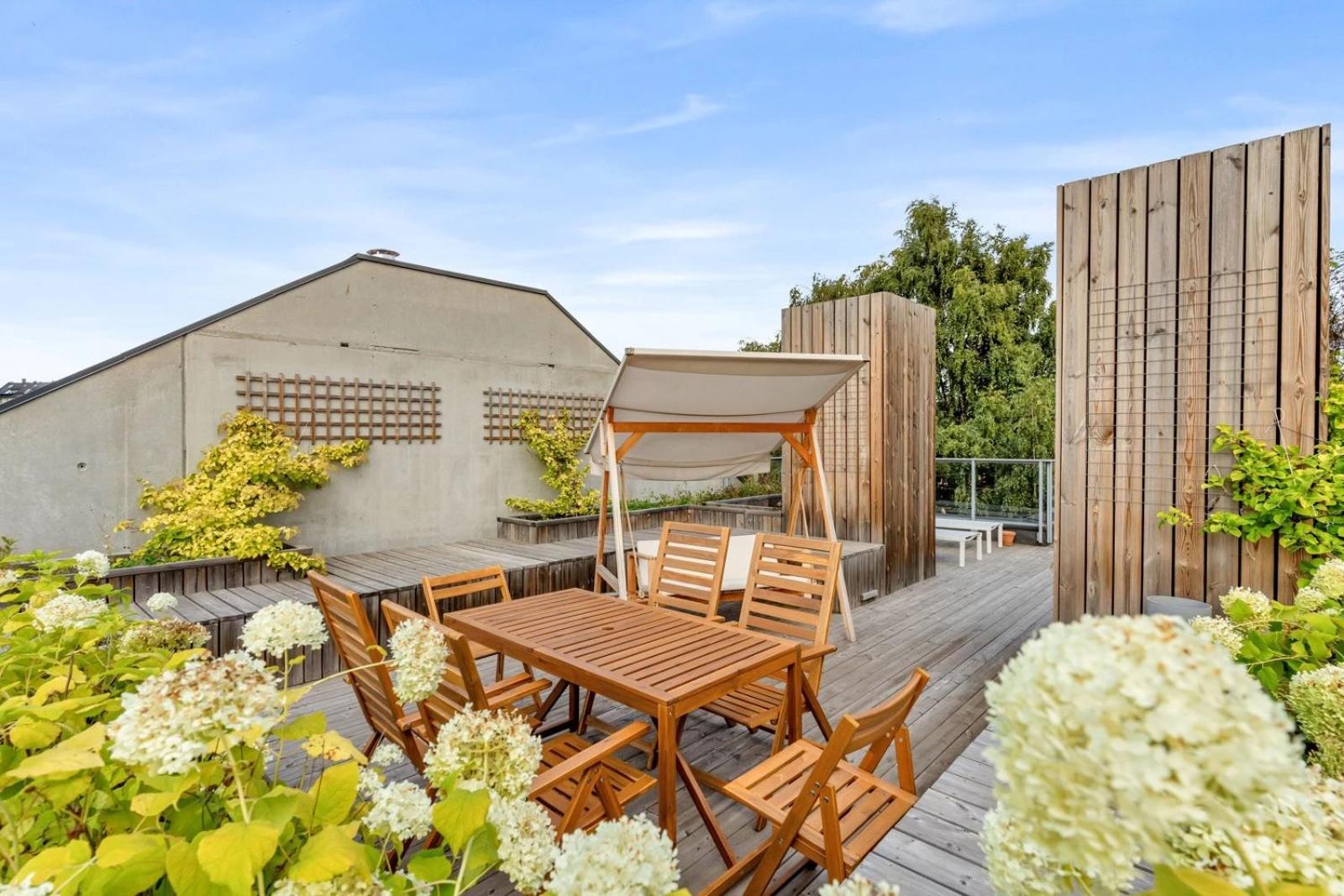 Fantastic On Prime Location *
