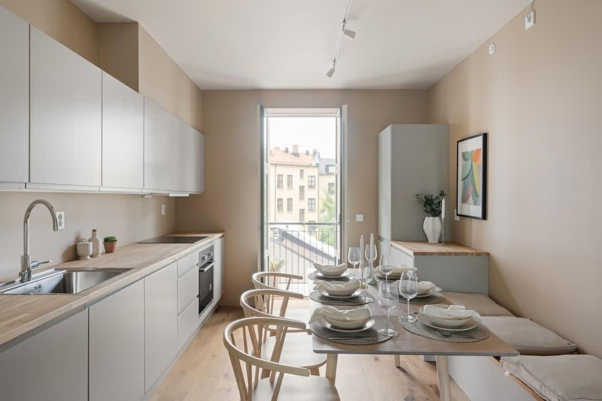 Apartment Dinbnb Grunerlokka I 3-bedroom With Balcony Oslo