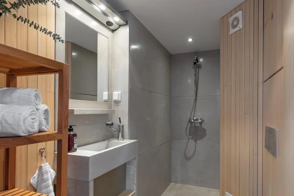 Dinbnb L Penthouse L Two Bath L Bathtub L Self Check-in Lejlighed