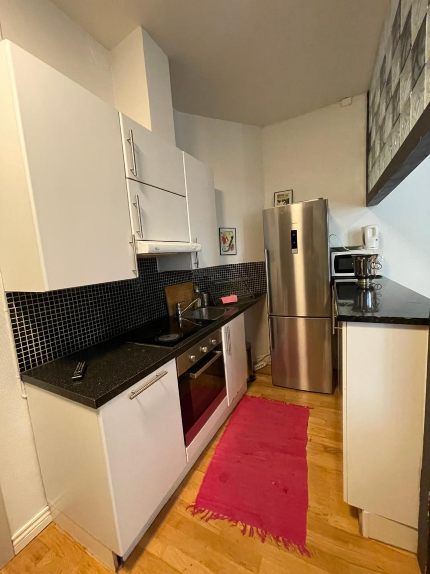 S, Center Apartment *
