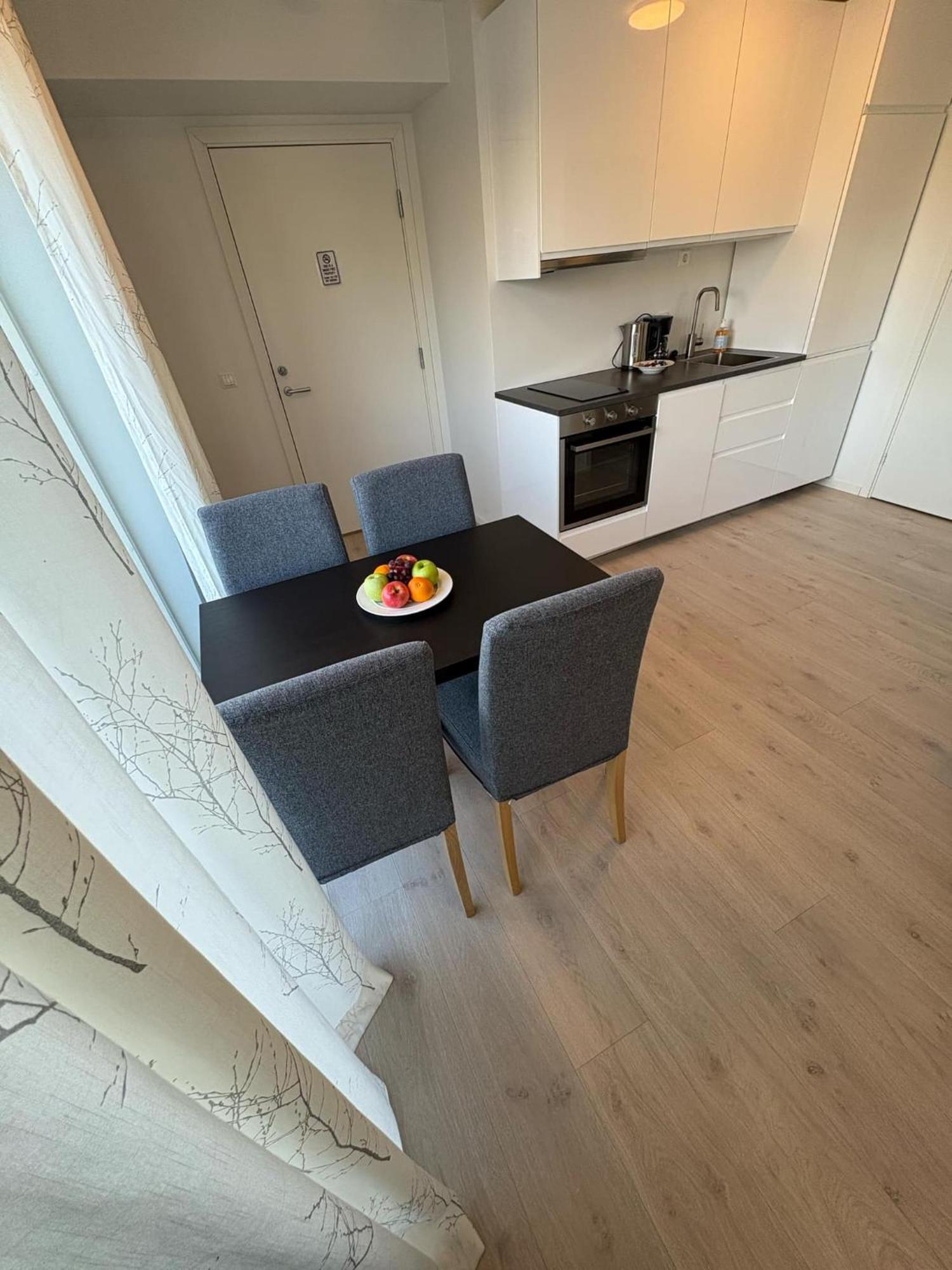Lisas Apartment, Private New 2 With Big Windows, Share With Nobody Oslo