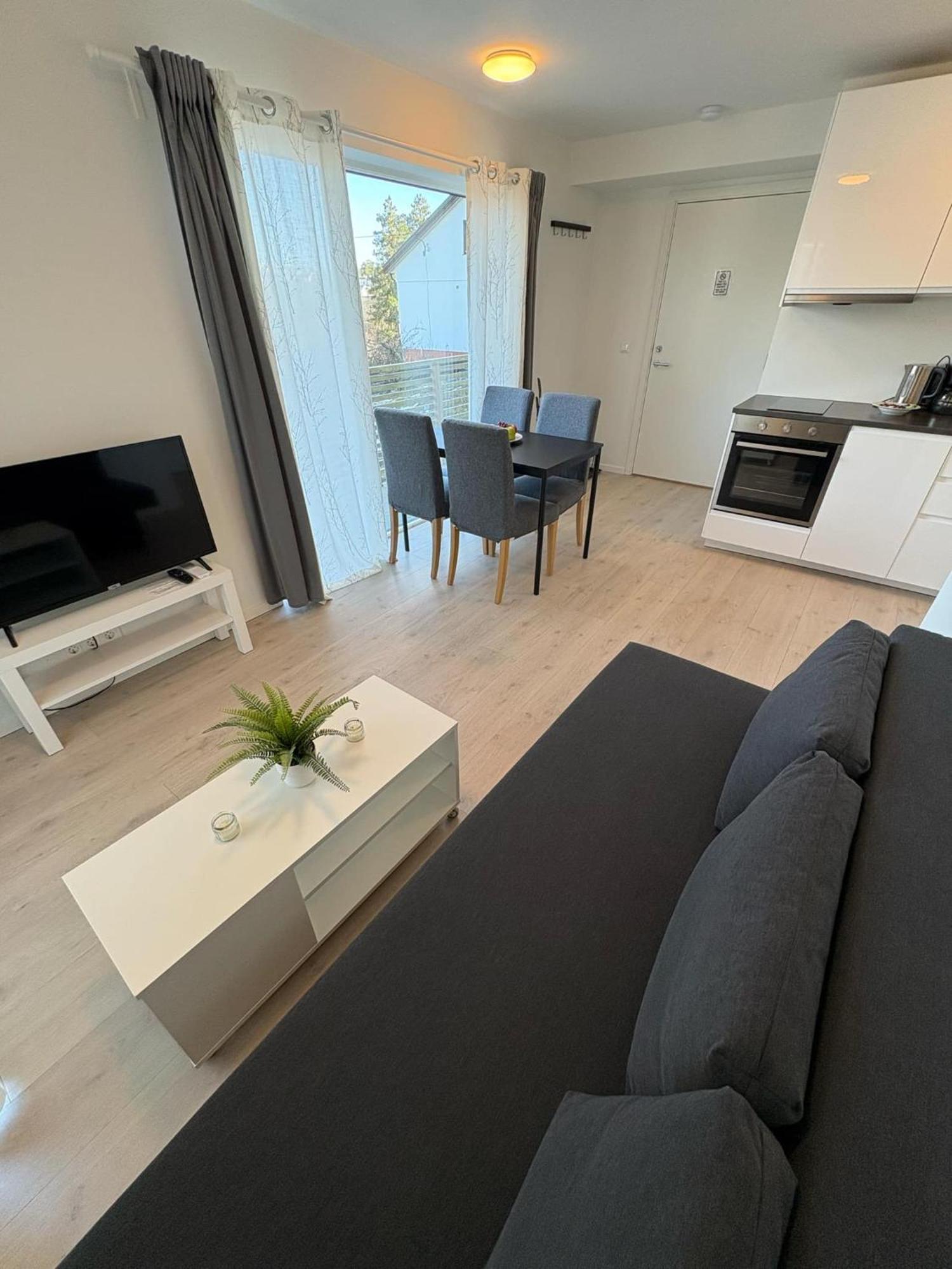 Lisas Apartment, Private New 2 With Big Windows, Share With Nobody Apartment Oslo