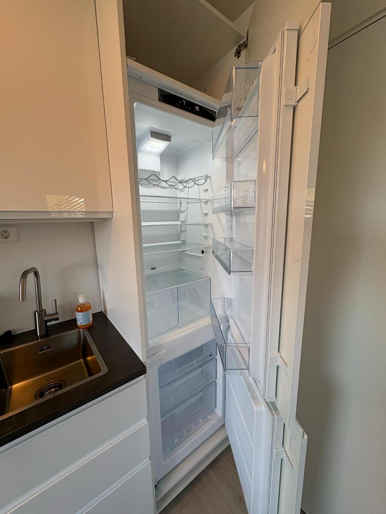 Apartment Lisas Apartment, Private New 2 With Big Windows, Share With Nobody