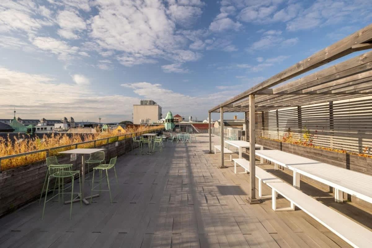 Dinbnb L Tollbugata Retreat L Rooftop L Smart-tv L 6 Guests *