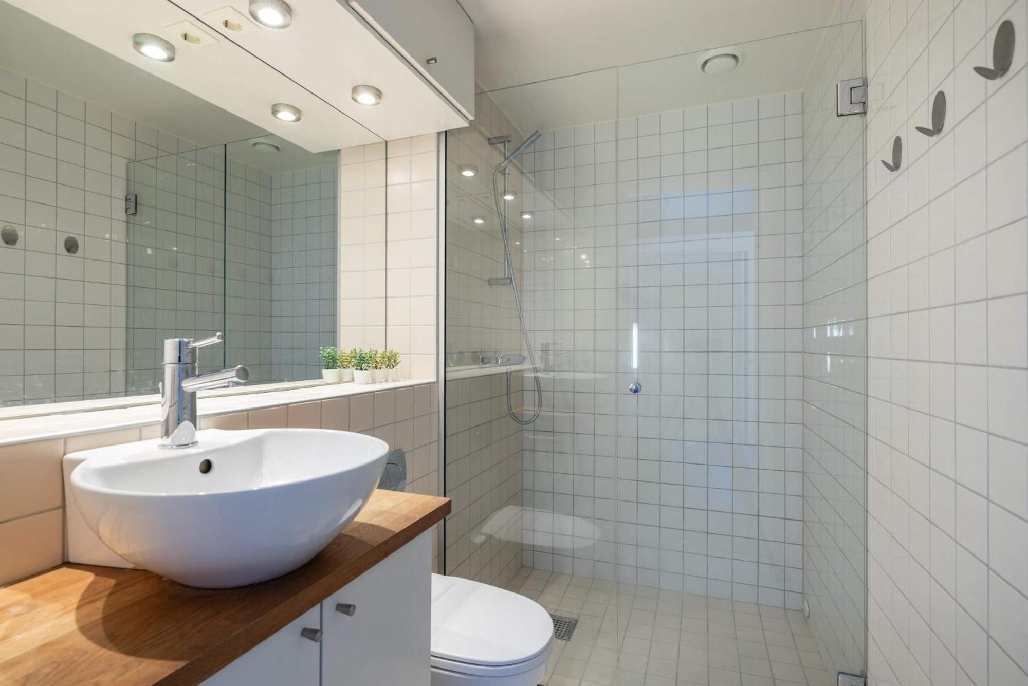 Dinbnb L Tollbugata Retreat L Rooftop L Smart-tv L 6 Guests Apartment Oslo